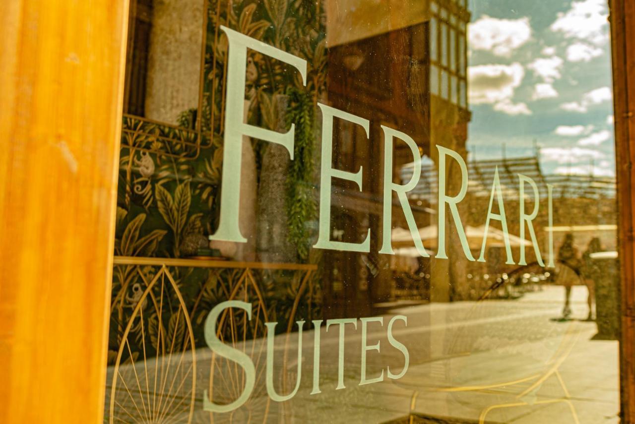 Ferrari Suites 巴利亚多利德 外观 照片